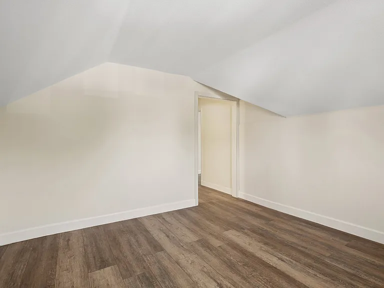 540 W Avenue 28 — Photo 9