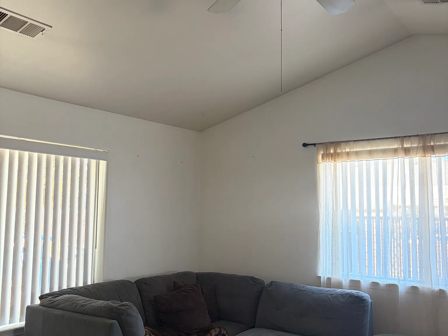 2 bed, 980 sqft, $1,500 — Photo 3
