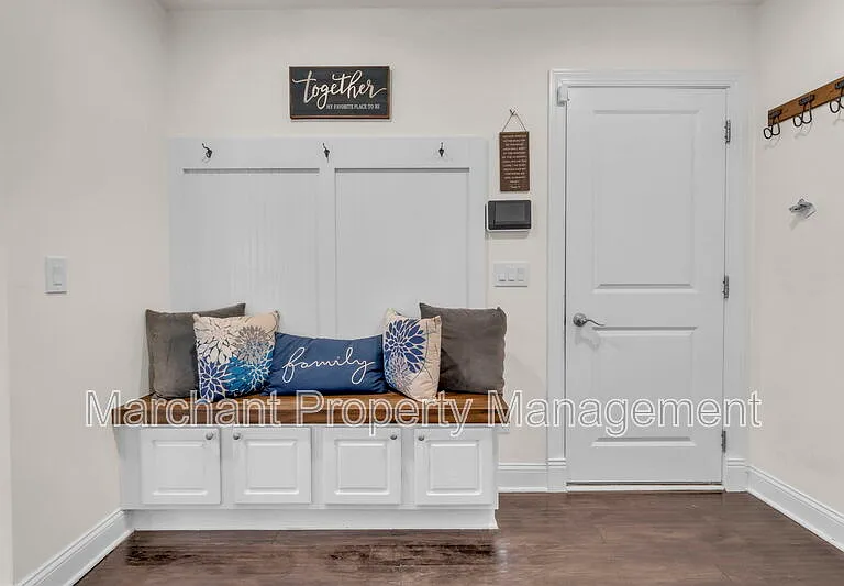 4 Woodland Chase Ct — Photo 43