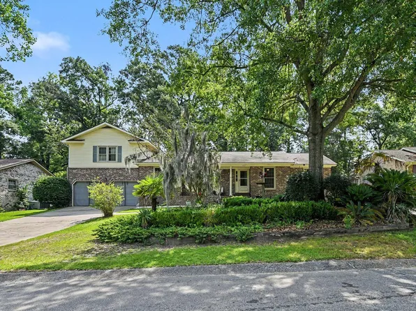 405 Red Fox Run, Summerville, SC 29485