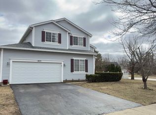 1655 Blanc Ct, Gurnee, IL 60031