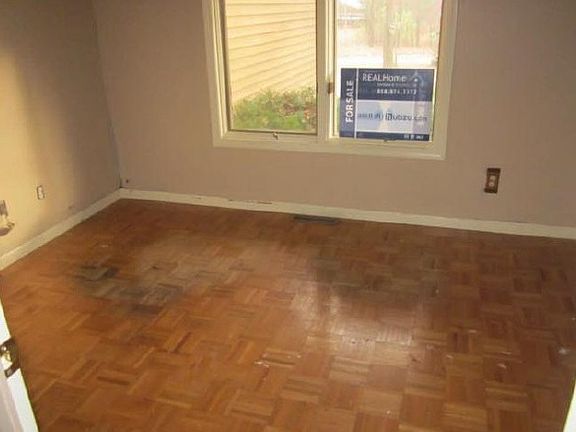 4th image of 9154 W O Ave