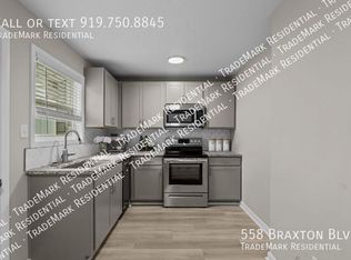 558 Braxton Blvd, Fayetteville, NC 28311