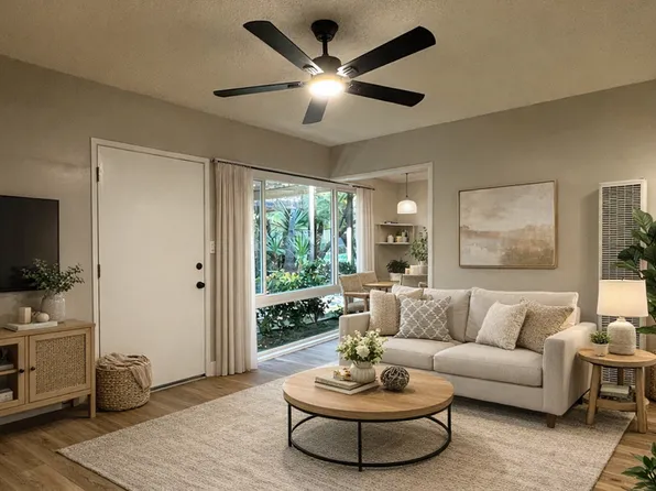 Marine Bay Apartments