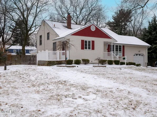 8 Brentwood Road, Holmdel, NJ 07733