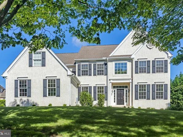 11 Woods Edge Rd, West Chester, PA 19382