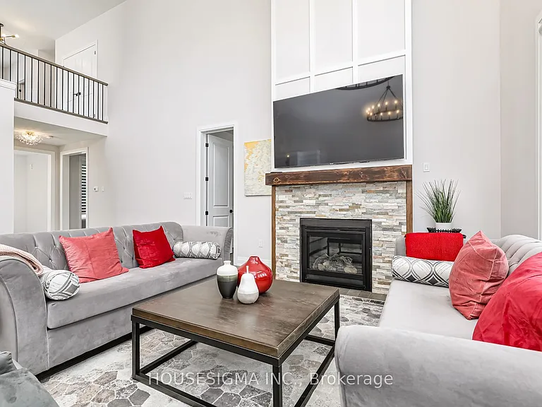 114 Goldie Ct — Photo 14