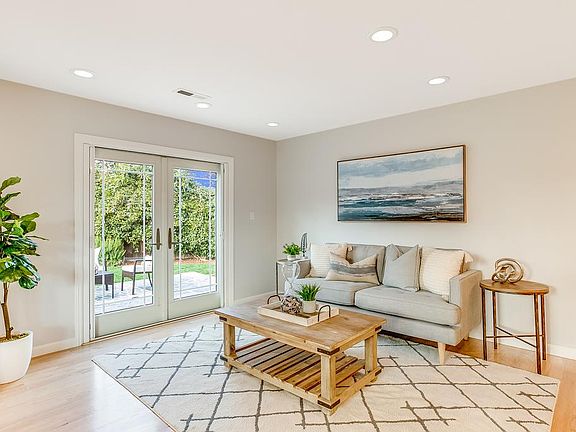 5th image of 1770 Arbor Dr