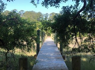 337 Brickyard Point Rd N, Beaufort, SC 29907