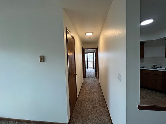 3rd image of 4608 Trevor Cir APT 8