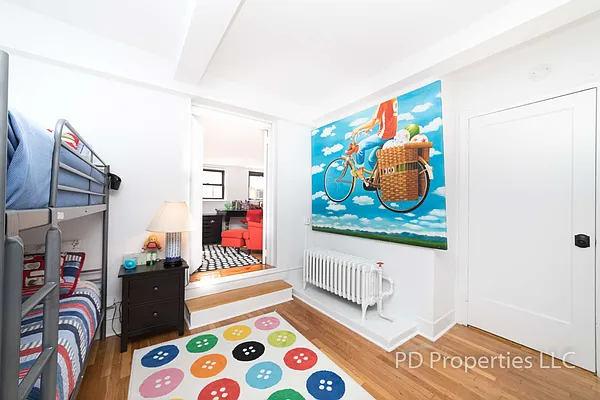 Rented by Grand Group Realty | media 18