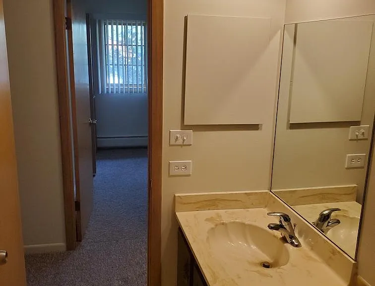 512 S La Grange Rd #3 — Photo 7