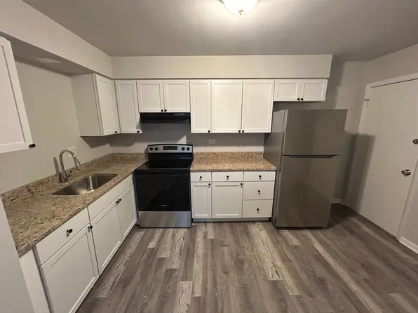 2040 S. 16th Avenue, 2040 S 16th Ave #2C, Broadview, IL 60155