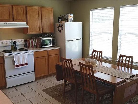 2nd image of 3725 Cattlebaron Dr