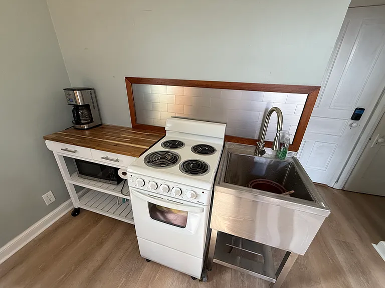 110 W Onota St #5 — Photo 5