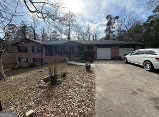 1977 Thomas Dr, Macon, GA 31217