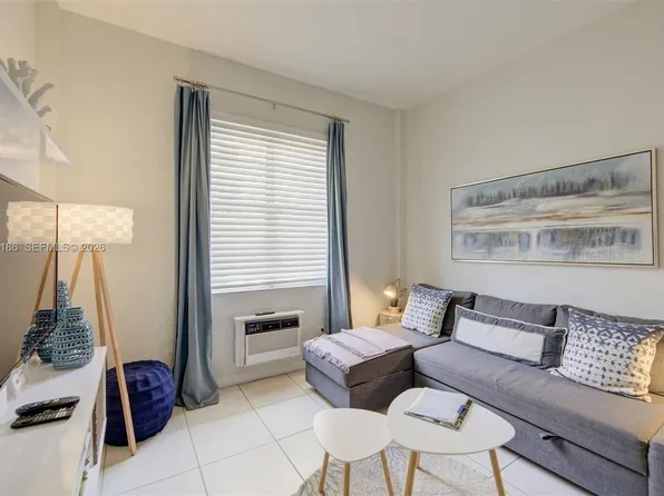 3030 Collins Ave APT 1G, Miami Beach, FL 33140