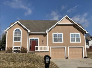 2106 Victoria Ave, Excelsior Springs, MO 64024