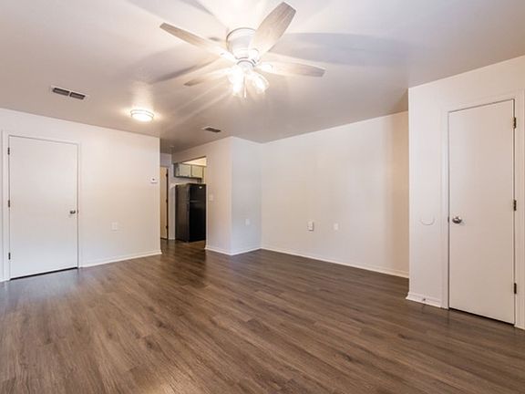 5th image of 215 W Watson St #8