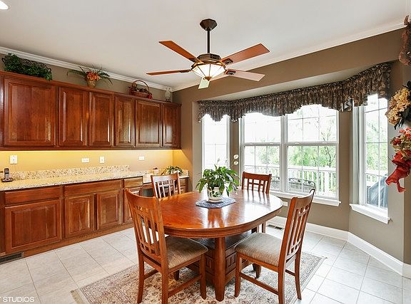 4th image of 14252 Redmond Dr