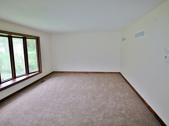 3rd image of 1231 Otis Dr