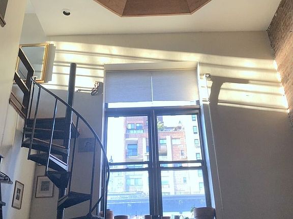 2nd image of 46 W 85th St #A4