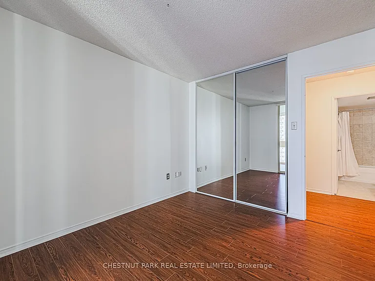 131 Beecroft Rd #1504 — Photo 32