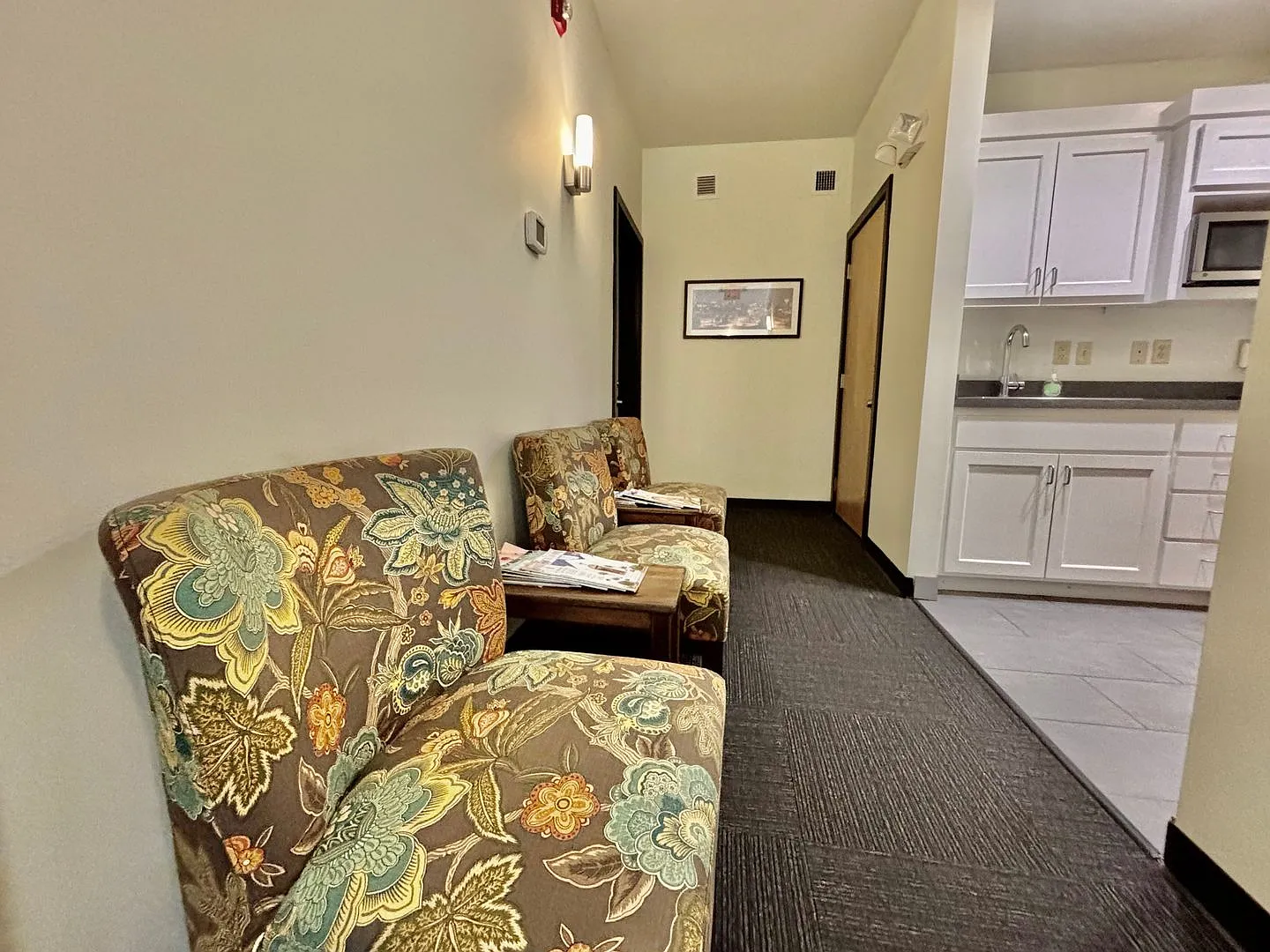 1001 W 39th Street — Photo 4