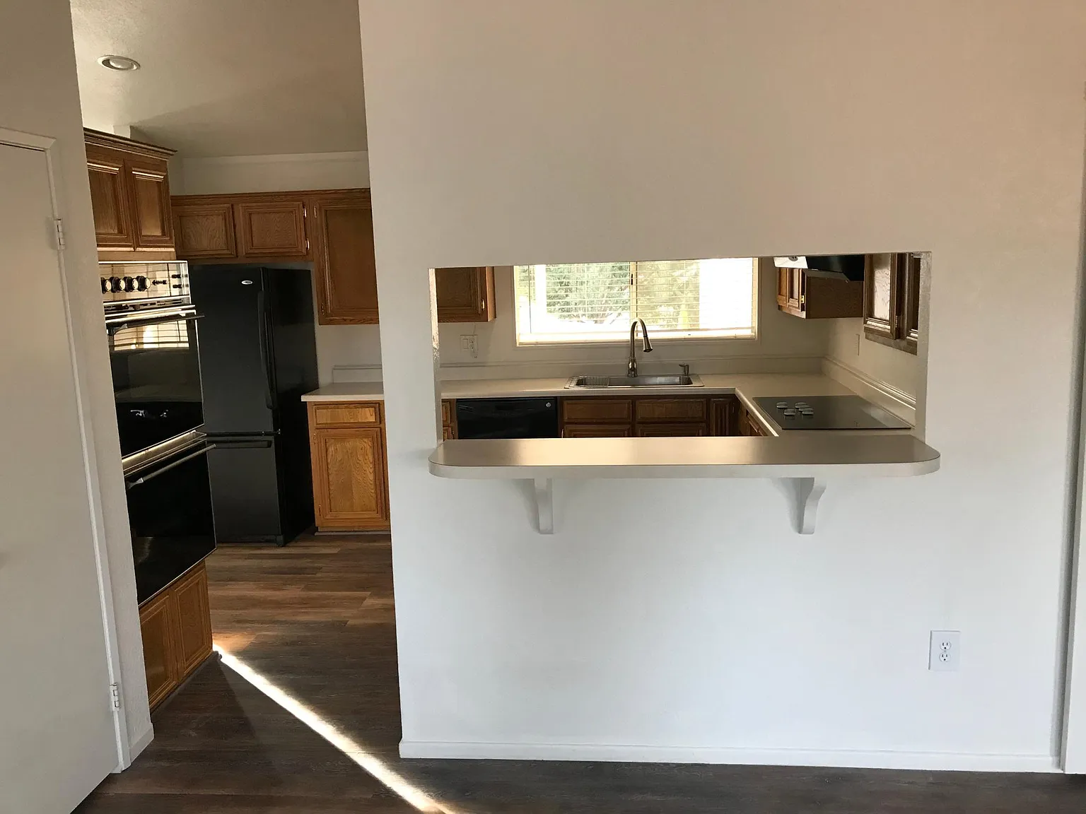 103 N Overland Cir — Photo 3