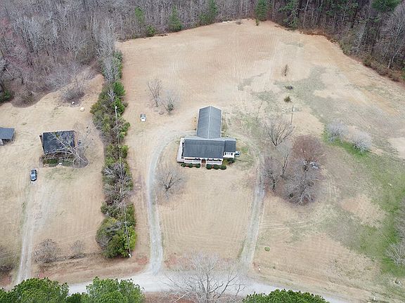 3rd image of 199 Rainbow Trail