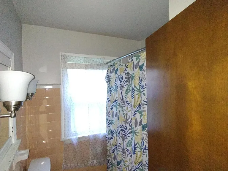 216 Goodell St — Photo 6