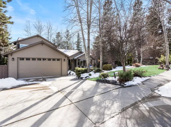 19935 Cliffrose Dr, Bend, OR 97702