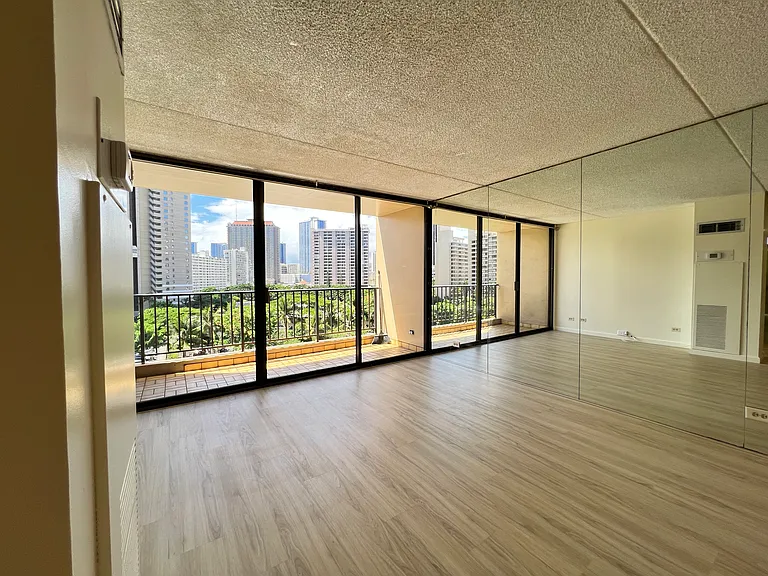 411 Hobron Ln #814 — Photo 6