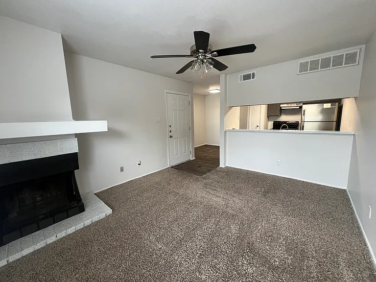 NON-RENOVATED 1 BED 1 BATH