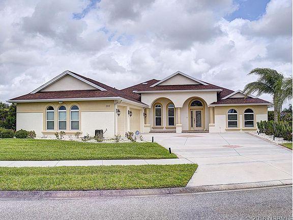 2nd image of 3359 Caterina Dr