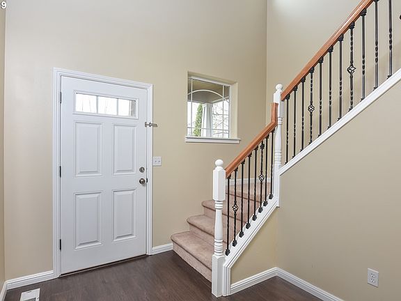4th image of 3609 SE 189th Ave
