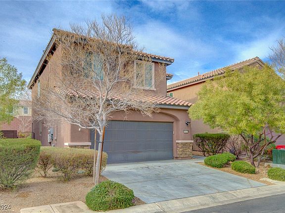 3rd image of 10227 Copalito Dr