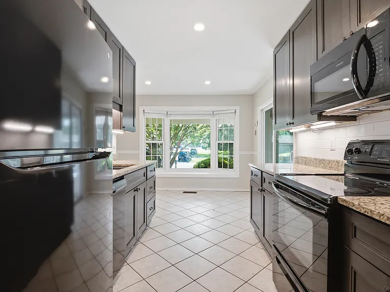 8487 Inspiration Ave — Photo 15