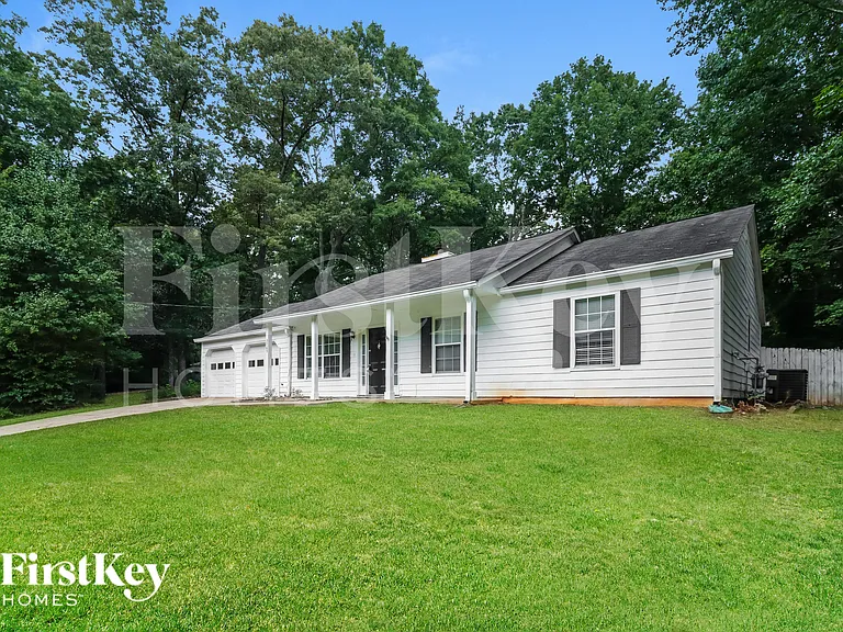 3765 Willow Ridge Rd — Photo 2