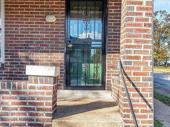 3rd image of 4101 Virginia Ave