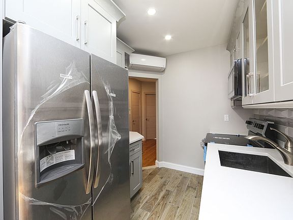 2nd image of 11569 205th St