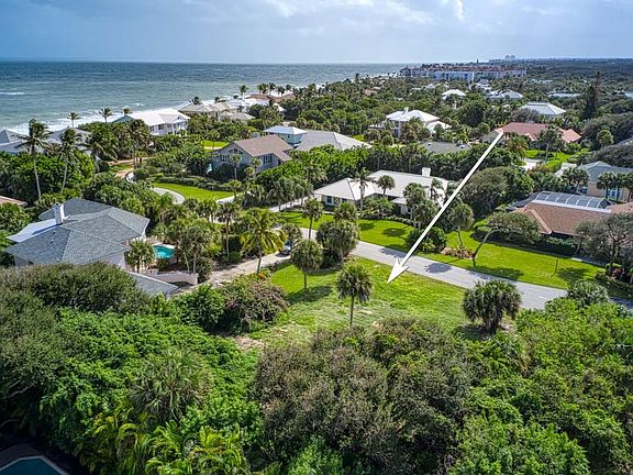 5th image of 918 Holoma Dr