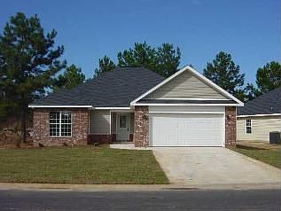 1st image of 207 Laurel Woods Dr
