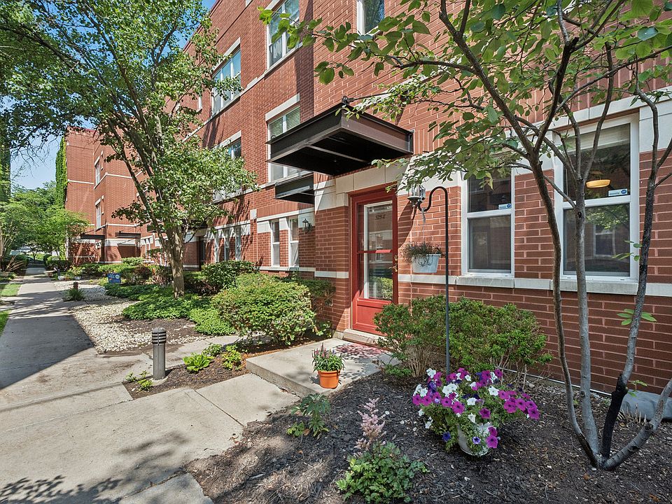 1st image of 525 Chicago Ave #I