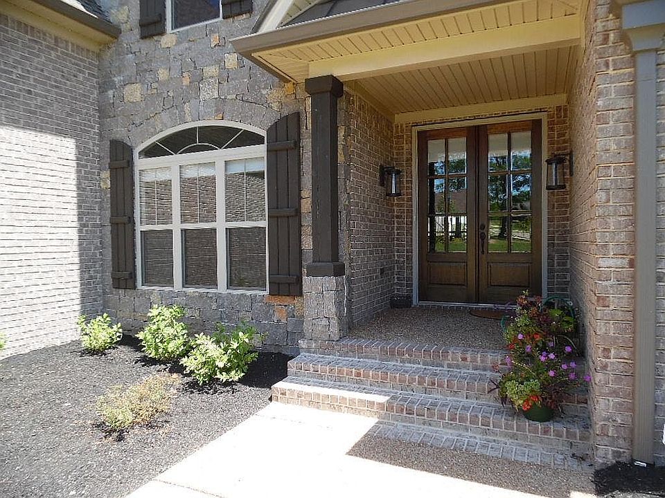 2nd image of 149 Springfield Dr