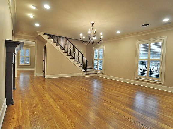5th image of 2036 Parc Monceau Dr W