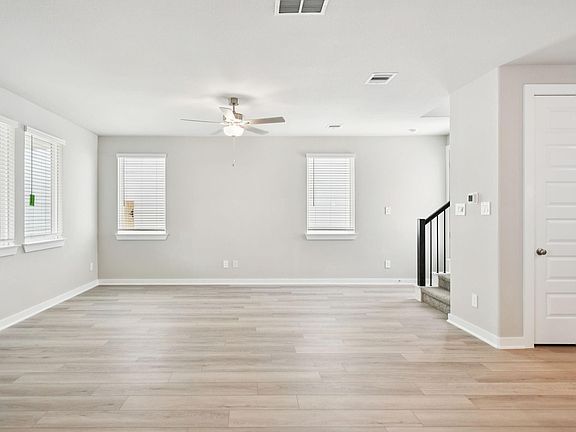 2nd image of 1007 Cedar Place Ln
