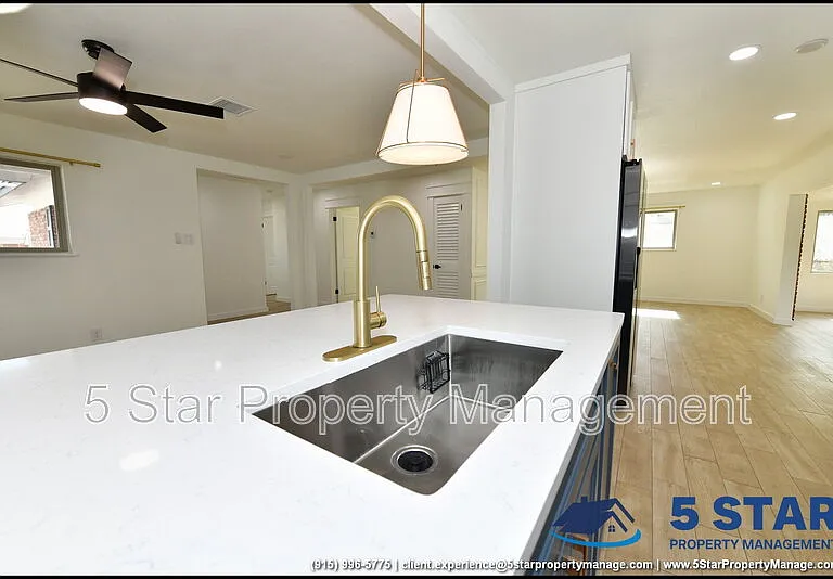 3217 Wedgewood Dr — Photo 16