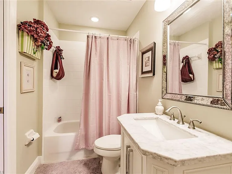 3910 Deer Crossing Ct #1 — Photo 30