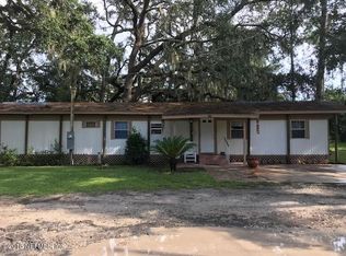105 Adkins Ln, Palatka, FL 32177